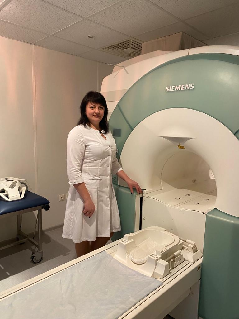 rentgenlaborant-kabineta-magnitno-rezonansnoj-tomografii-oksana-majorova